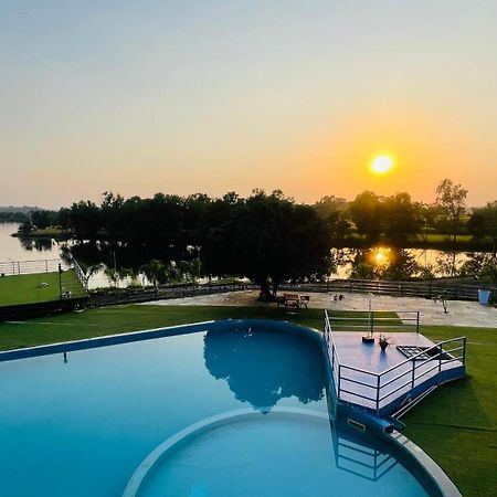 Amigos Lake Resort-Igatpuri, Maharashtra Екстер'єр фото