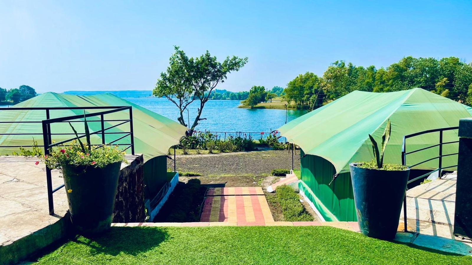 Amigos Lake Resort-Igatpuri, Maharashtra Екстер'єр фото